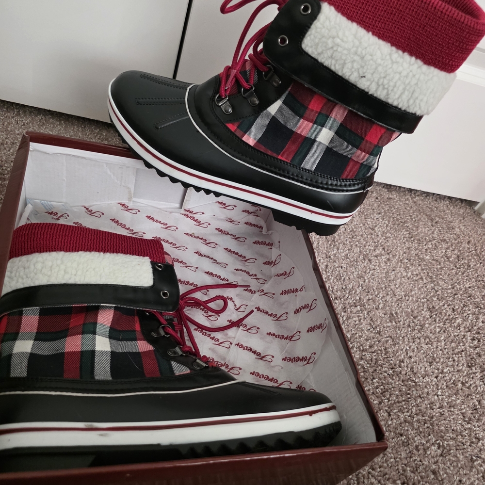 Forever 21 Red Plaid Boots